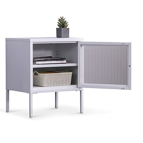 Nachttisch Tokio - Beistelltisch Weiss für Schlafzimmer als Nachtschrank aus Metall - Nachtkasten mit Regal Ablage und Glastüre, Kommode für Bücher und Schlafzimmer Deko - Industrial Bedside Table