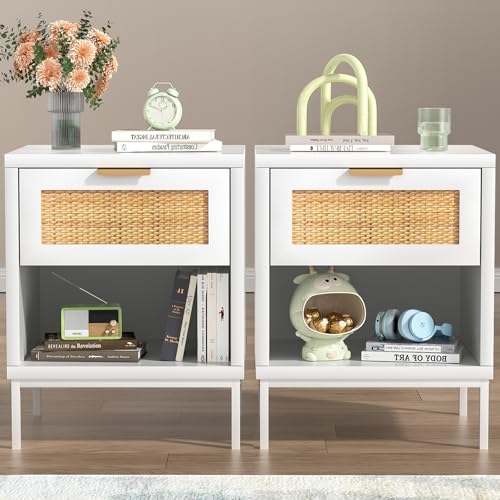 Skokliz Nachttisch 2er Set, Rattan Beistelltisch, Nachtschrank mit Schublade und offener Ablage, Goldener Griff, Metallbeinen, für Wohnzimmer, Schlafzimmer, Sofa, weiß