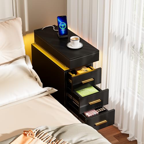 Nachttisch Schmal mit Steckdose, 1AC 2USB Nachtschrank mit RGB LED-Licht, Klappdeckel Beistelltisch mit und 3 Schubladen, 4 verstellbaren Metallbeinen FüR Schlafzimmer Wohnzimmer Schwarz, 25cm Breit