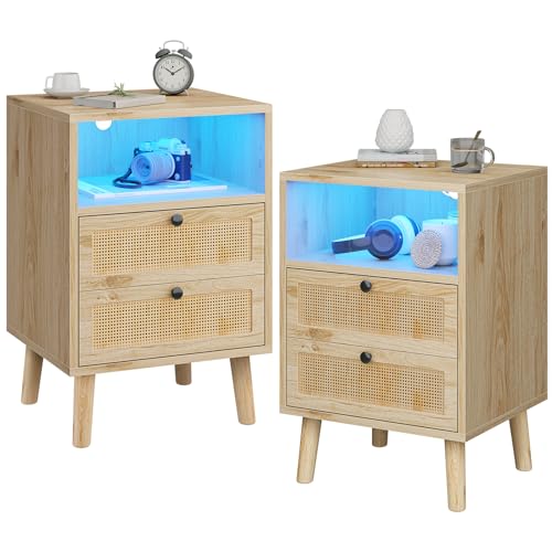 AOGLLATI 2er Set Rattan Nachttisch mit LED-Leuchten, Holz Nachttisch, Beistelltisch mit 2 handgefertigten Rattan-verzierten Schubladen und offenem Stauraum für Schlafzimmer