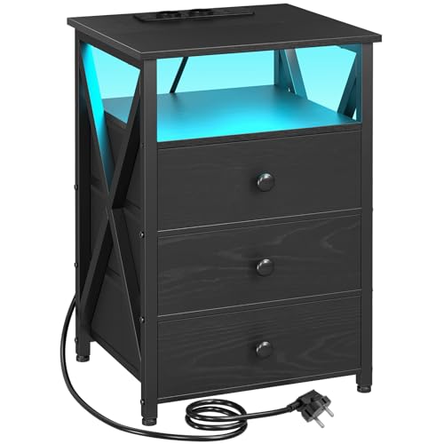 AMHANCIBLE Nachttisch mit LED-Leuchten, Beistelltisch mit Ladestation, 4-stufiger Sofatisch mit 3 Stoffschubladen, Nachtschrank aus Holz mit offenem Regal für Schlafzimmer, Wohnzimmer, Schwarz