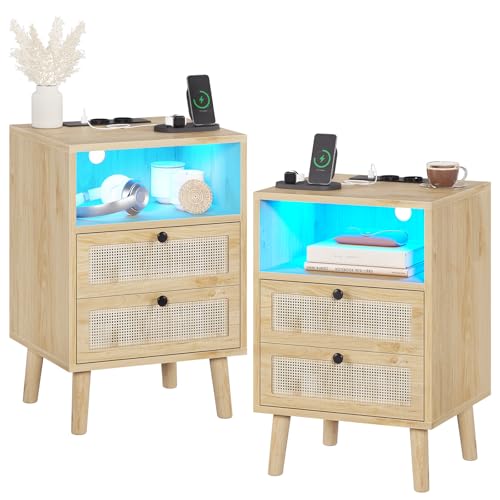 Nachttisch Rattan mit USB-Ladestation & LED-Beleuchtung Nachtschrank mit Steckdose Beistelltisch mit 2 Schublade Holznachttisch Nachtkommode Nachtkonsole Sofatisch für Schlafzimmer, Wohnzimmer