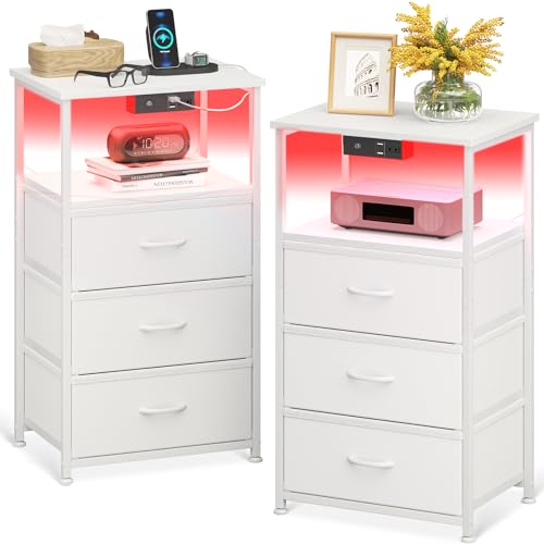 Coleshome Nachttisch 2er Set, Nachttisch mit Steckdose und 2 USB und LED-Leuchtbänder, mit 3 Stoffschubladen und 1 Speicherplatz, Geeignet für Kleine Schlafzimmer, 40 * 30 * 70cm, Packung mit 2