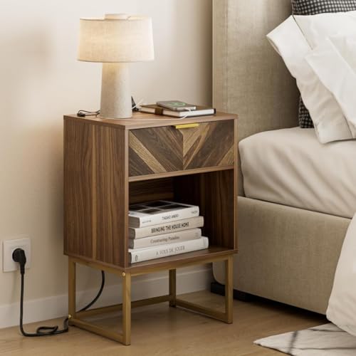 HEYZOEY® Nachttisch mit Steckdose, Beistelltisch mit offenem Ablagefach, Sofa Beistelltisch für Schlafzimmer und Wohnzimmer (Nussbaum, 30x40x60 cm)